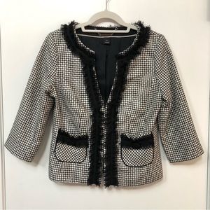 White House Black Market black and white tweed style crop jacket size 6 EUC